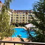 Summer Dreams - Menada * Sluneční pobřeží